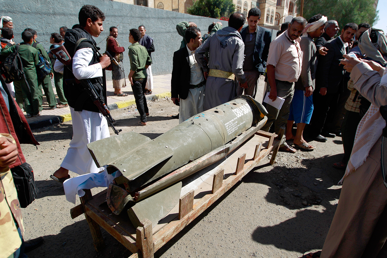 Un misil impacta contra un hospital de Médicos Sin Fronteras en Yemen y mata a cuatro personas