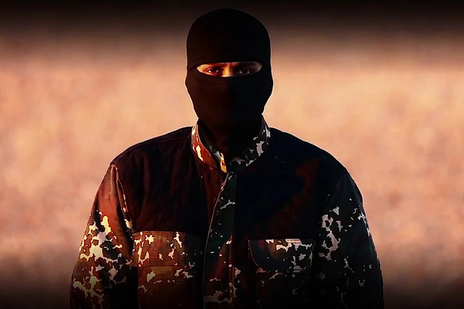 El IS muestra el asesinato de cinco “espías” en un vídeo protagonizado por un niño con acento británico