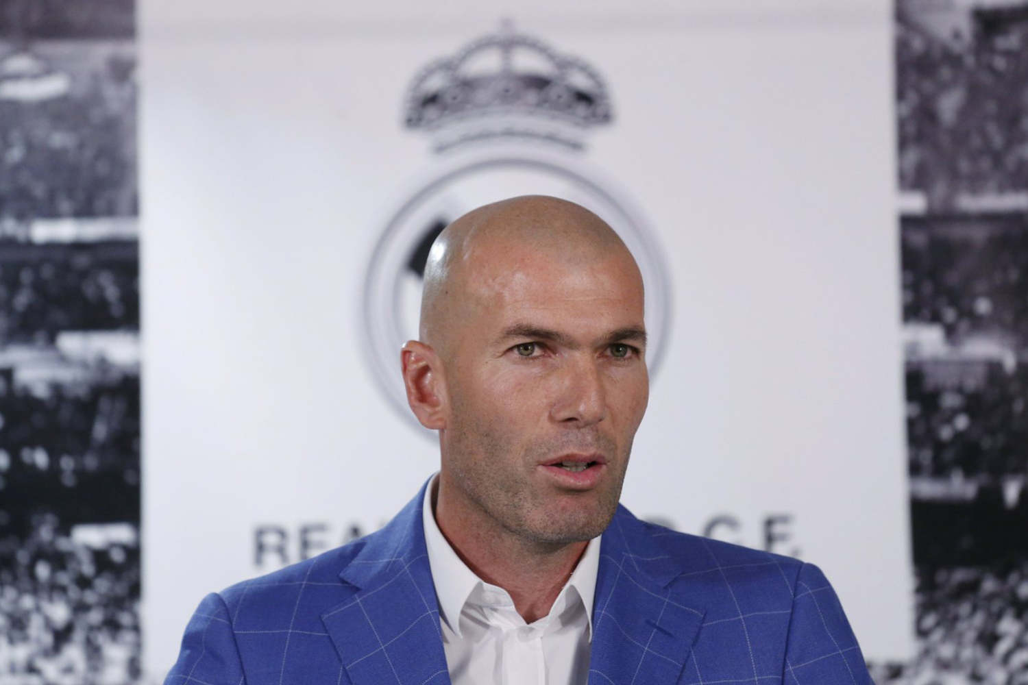 El Real Madrid anuncia destitución de Rafa Benítez y nombra a Zinedine Zidane como nuevo entrenador
