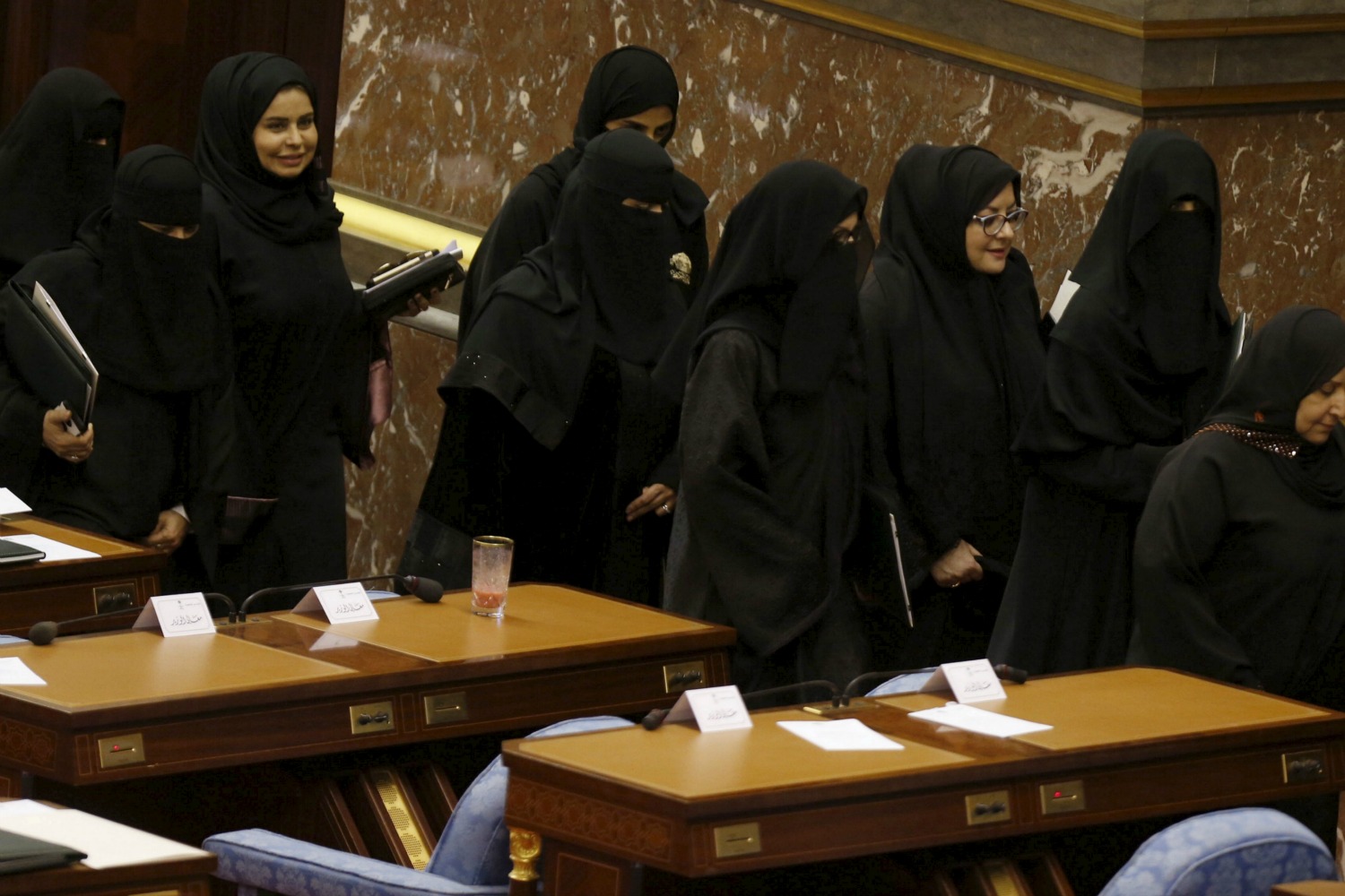 Las concejalas saudíes no pueden reunirse con hombres