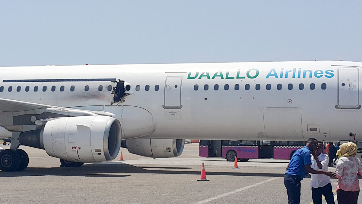 Somalia confirma que el Airbus A321 sufrió un atentado pero no sabe de quién