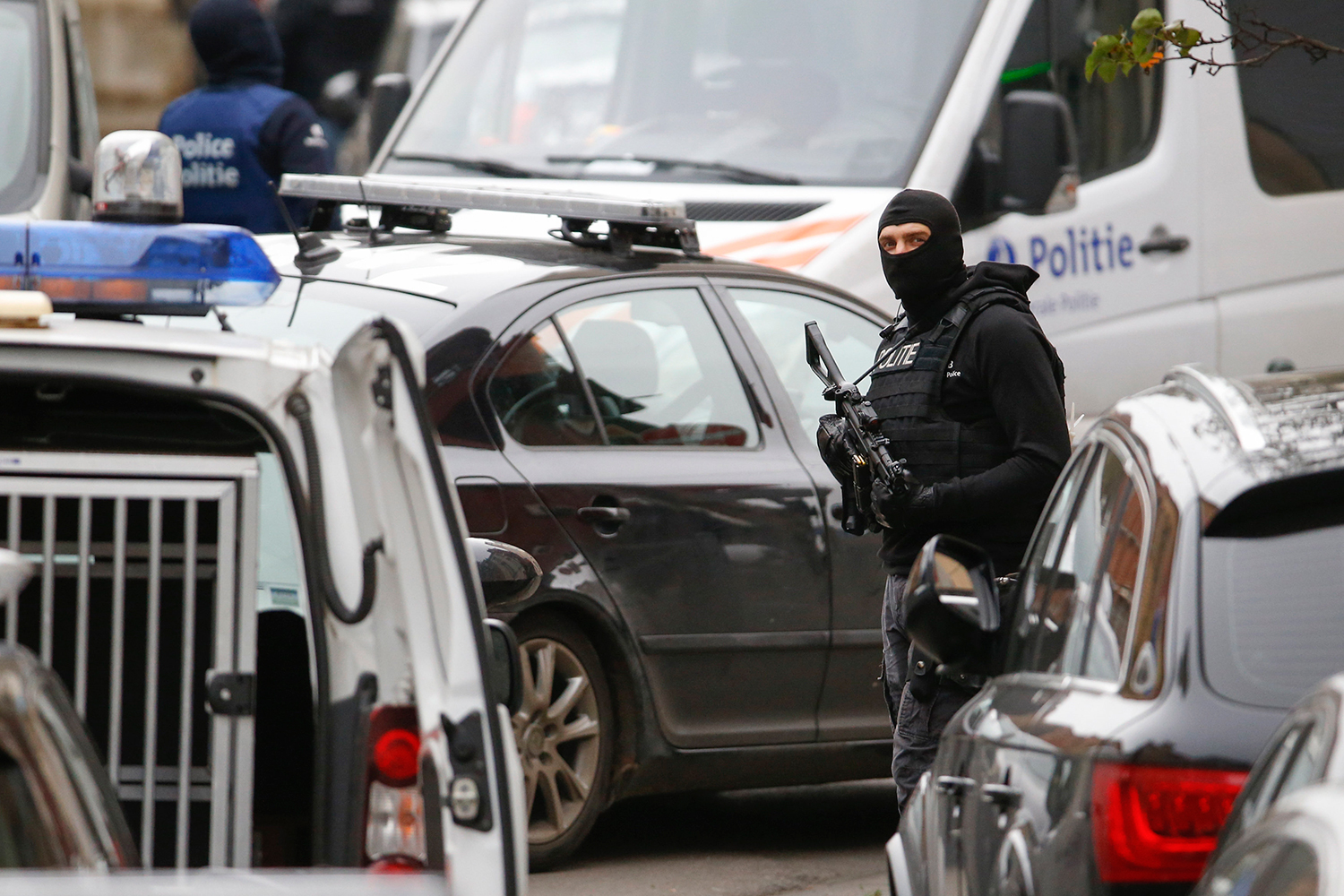 Detienen en Bruselas a 10 yihadistas que reclutaban milicianos para el Estado Islámico