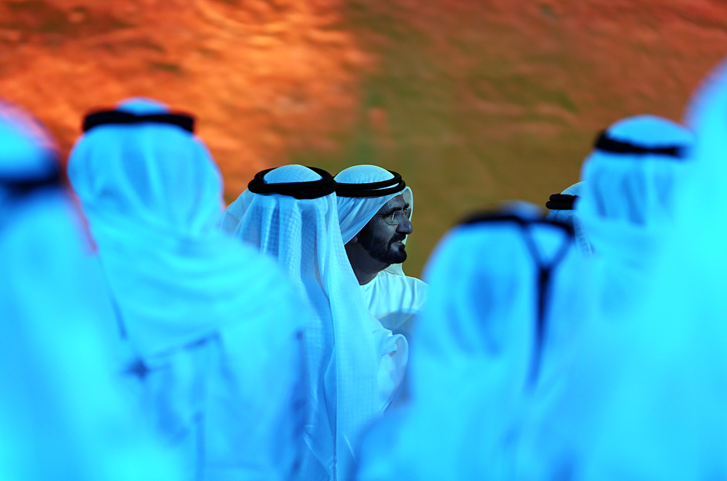 Emiratos Árabes Unidos regulará la felicidad y la tolerancia