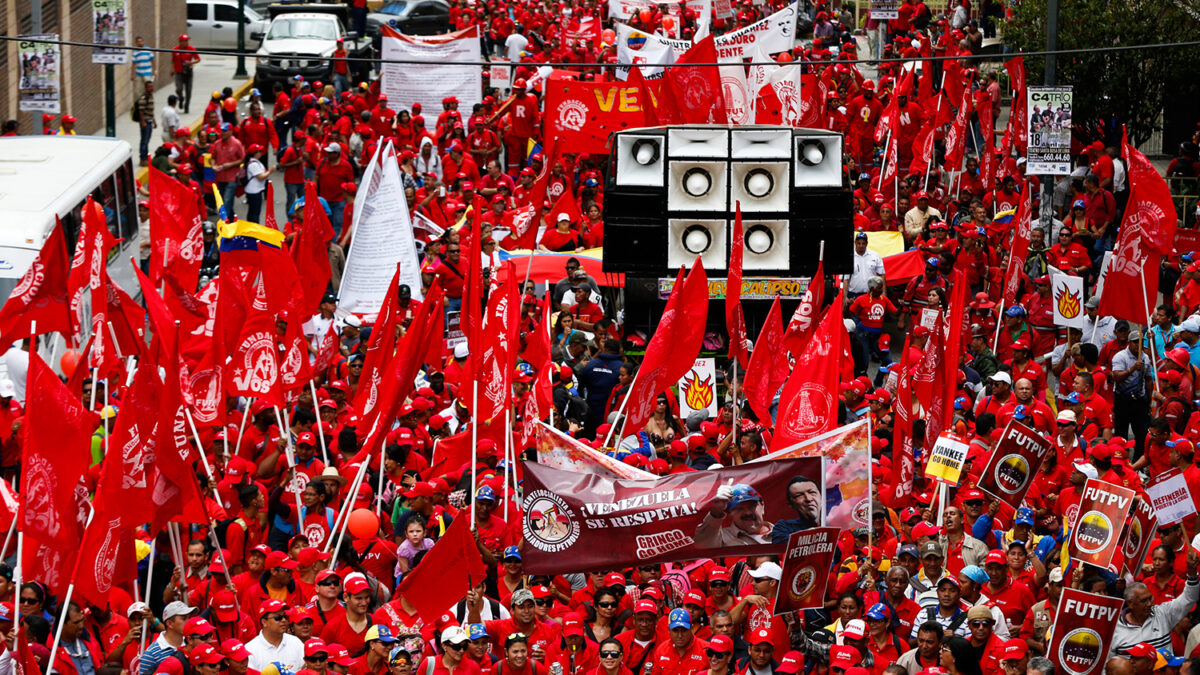 Venezolanos se movilizan en Caracas  en rechazo al proyecto de Ley de Propiedad de Viviendas