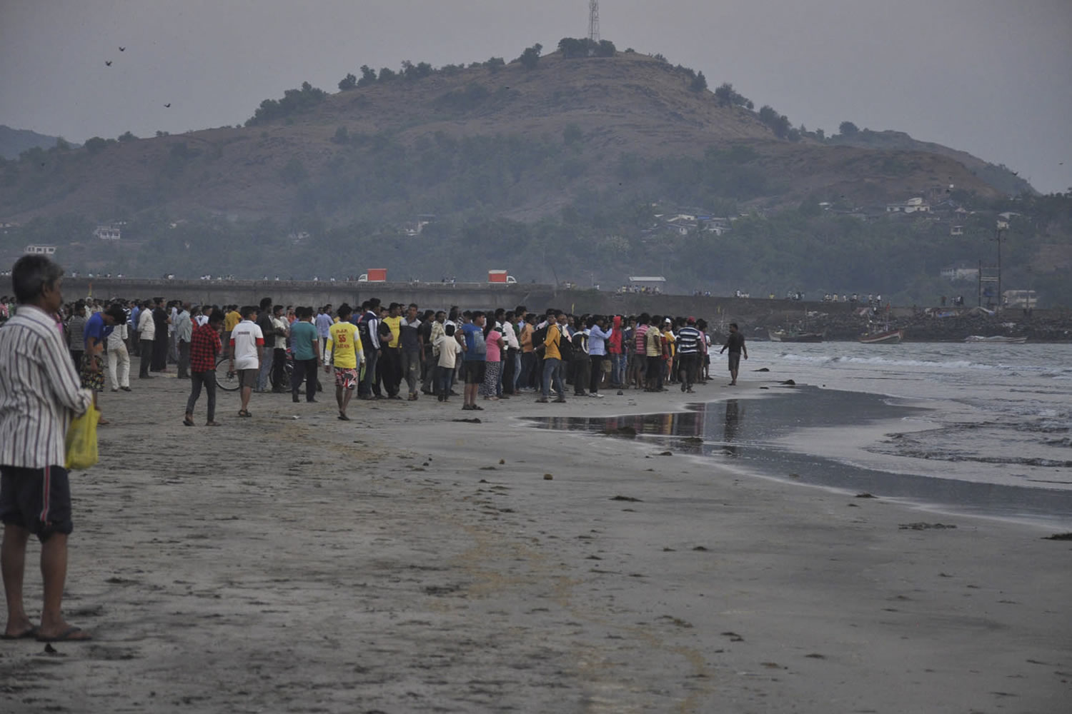 Los estudiantes ahogados en Murud desatendieron las advertencias de los pescadores
