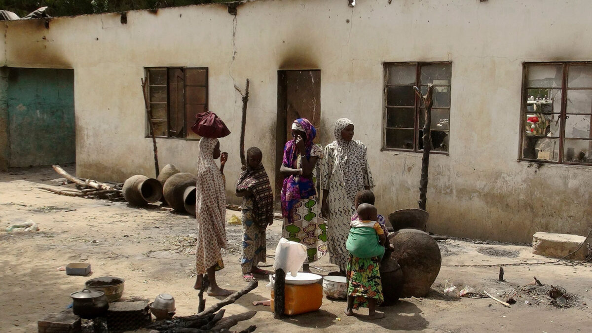 60 muertos en un atentado en un campamento de refugiados de Nigeria