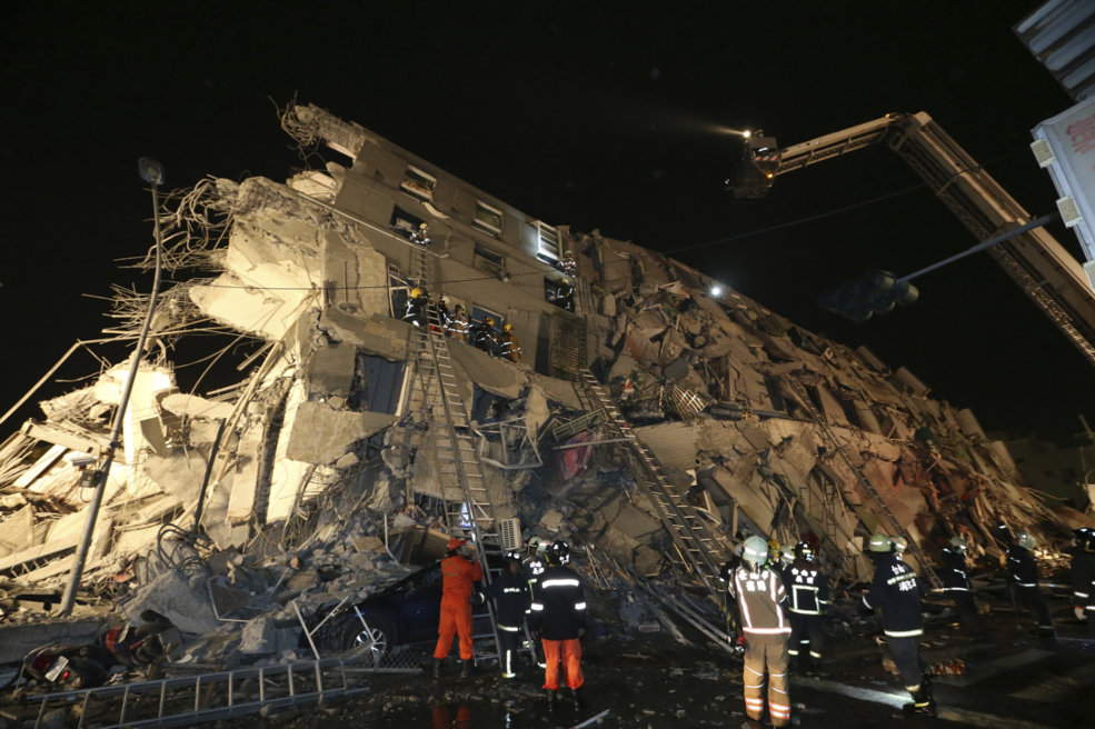 El terremoto de Taiwán deja ya ocho muertos y 300 heridos y desaparecidos