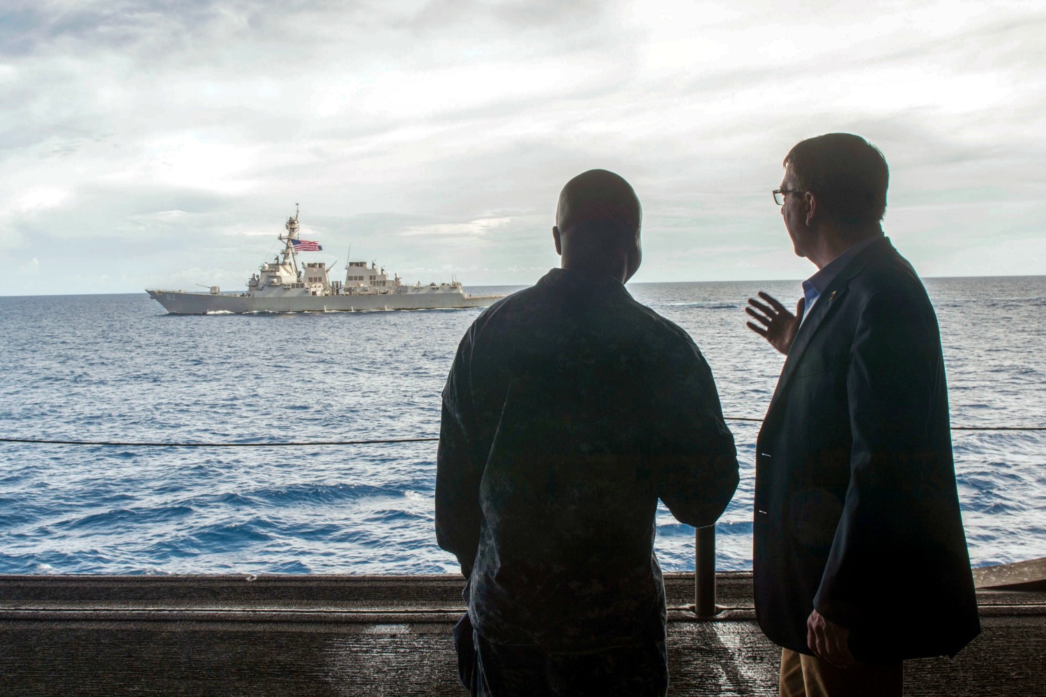Estados Unidos e India consideran patrullar juntos en el Mar del Sur de China