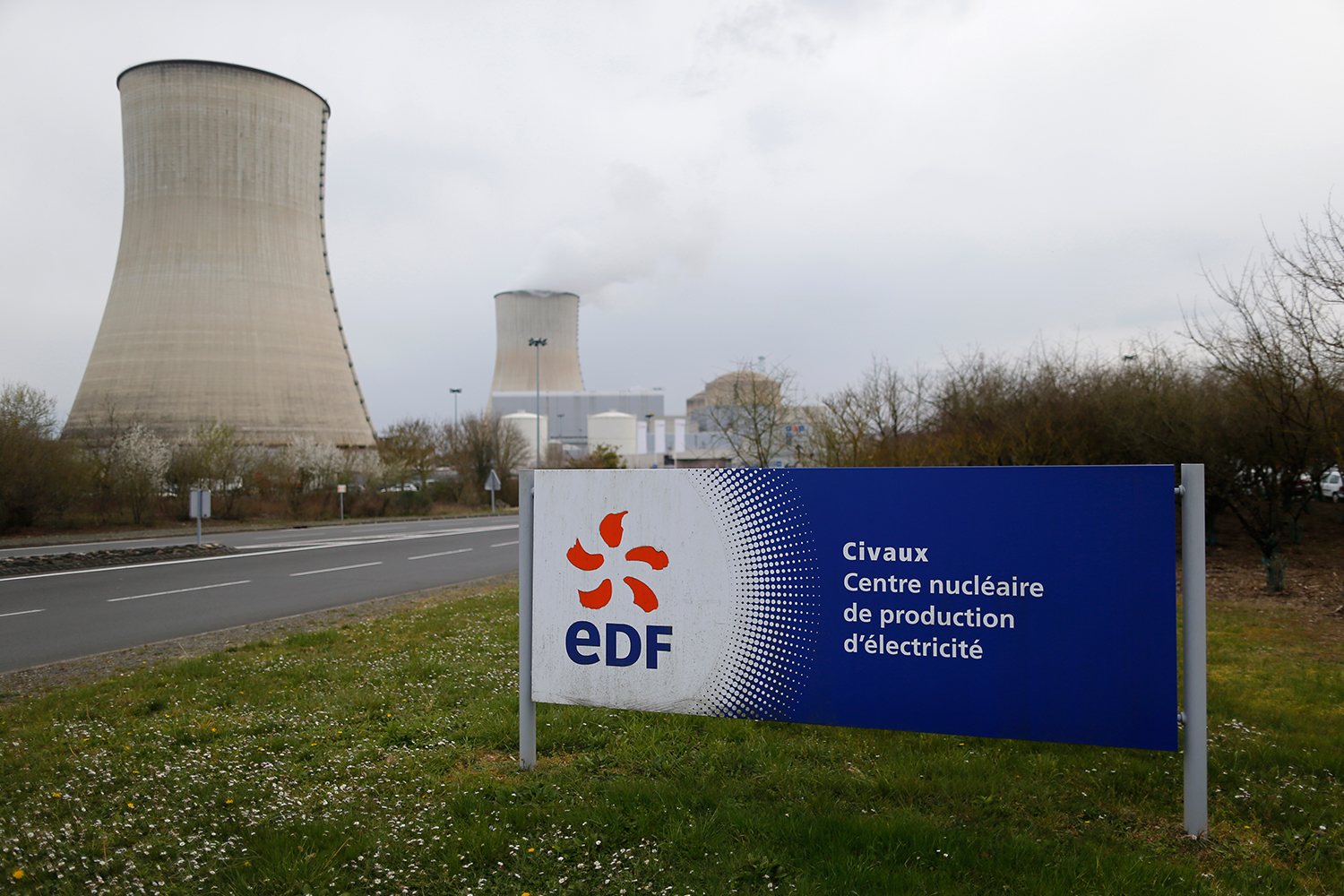 Francia duplica su apuesta nuclear