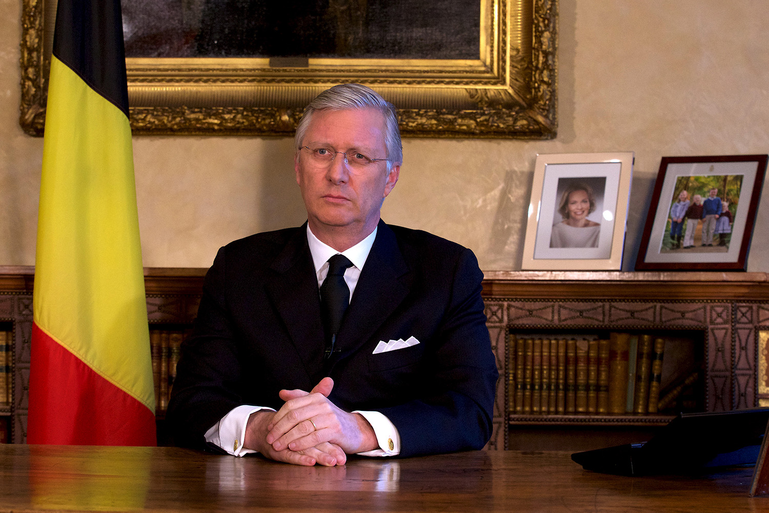 Rey belga: "Responderemos con firmeza, calma y dignidad a los atentados"