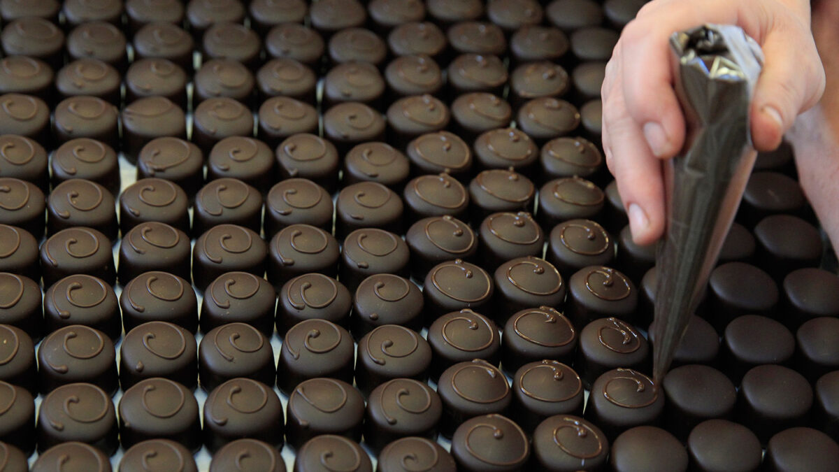 Nuevo estudio revela: comer chocolate te hace más inteligente