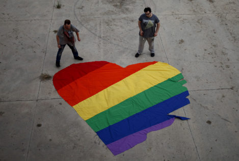 Hospitales que rechazan a pacientes homosexuales en nombre de la libertad religiosa