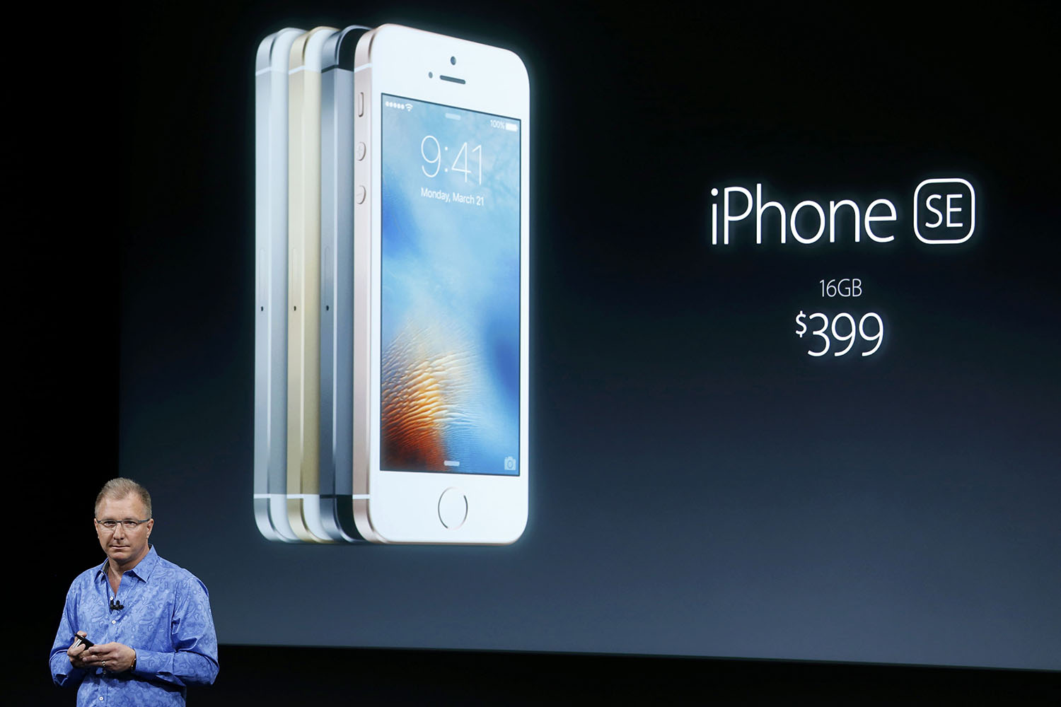 ¿Cómo es el iPhone SE, el nuevo supercompacto de Apple?