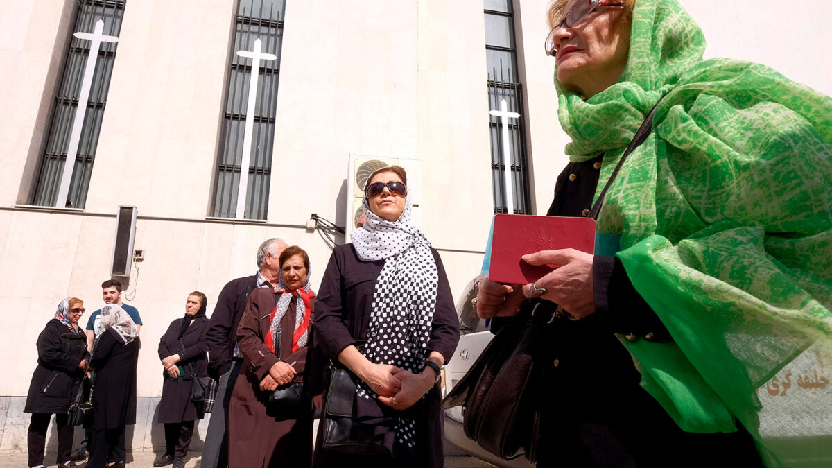 «Los burros, los monos y las mujeres no tienen lugar en el Parlamento»