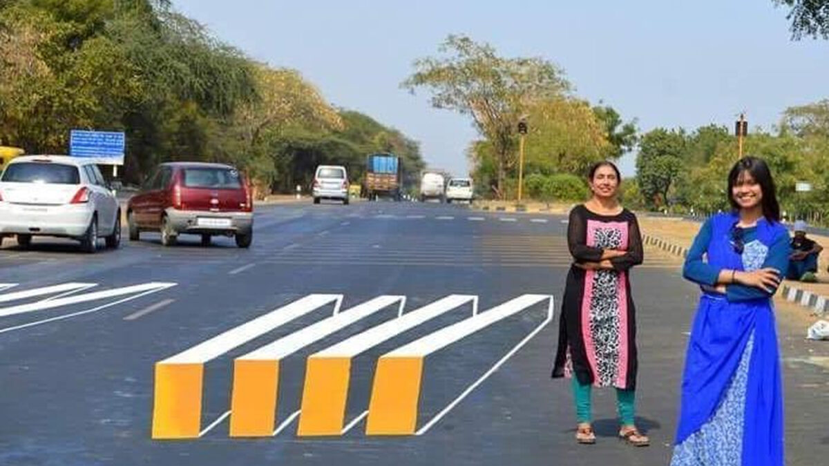 India implanta pinturas 3D en carreteras para reducir los accidentes de tráfico