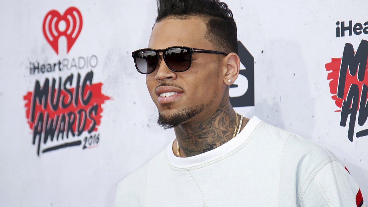 Chris Brown, al borde del suicidio tras darle una paliza a Rihanna