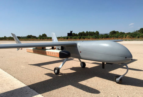 Un dron español liberará miles de moscas para combatir la enfermedad del sueño