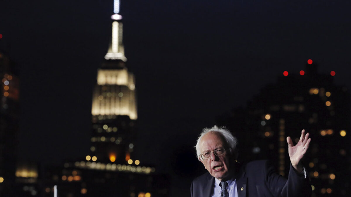 Bernie Sanders: «Estados Unidos no puede seguir derrocando gobiernos en América Latina»