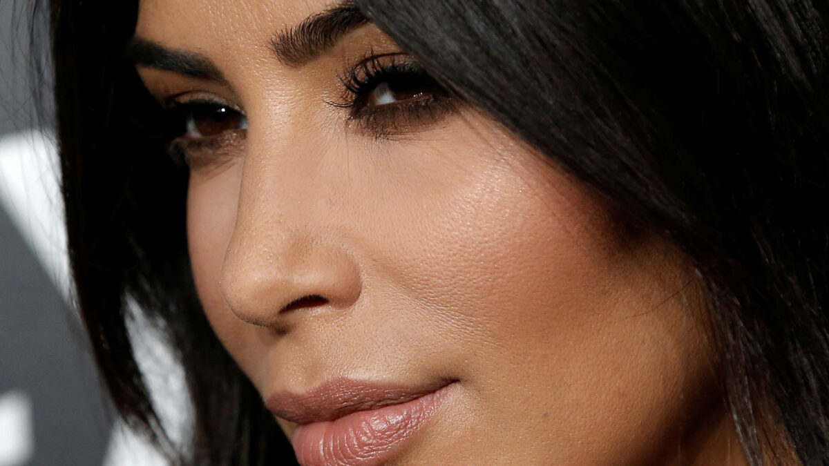 Irán acusa a Kim Kardashian de ser espía