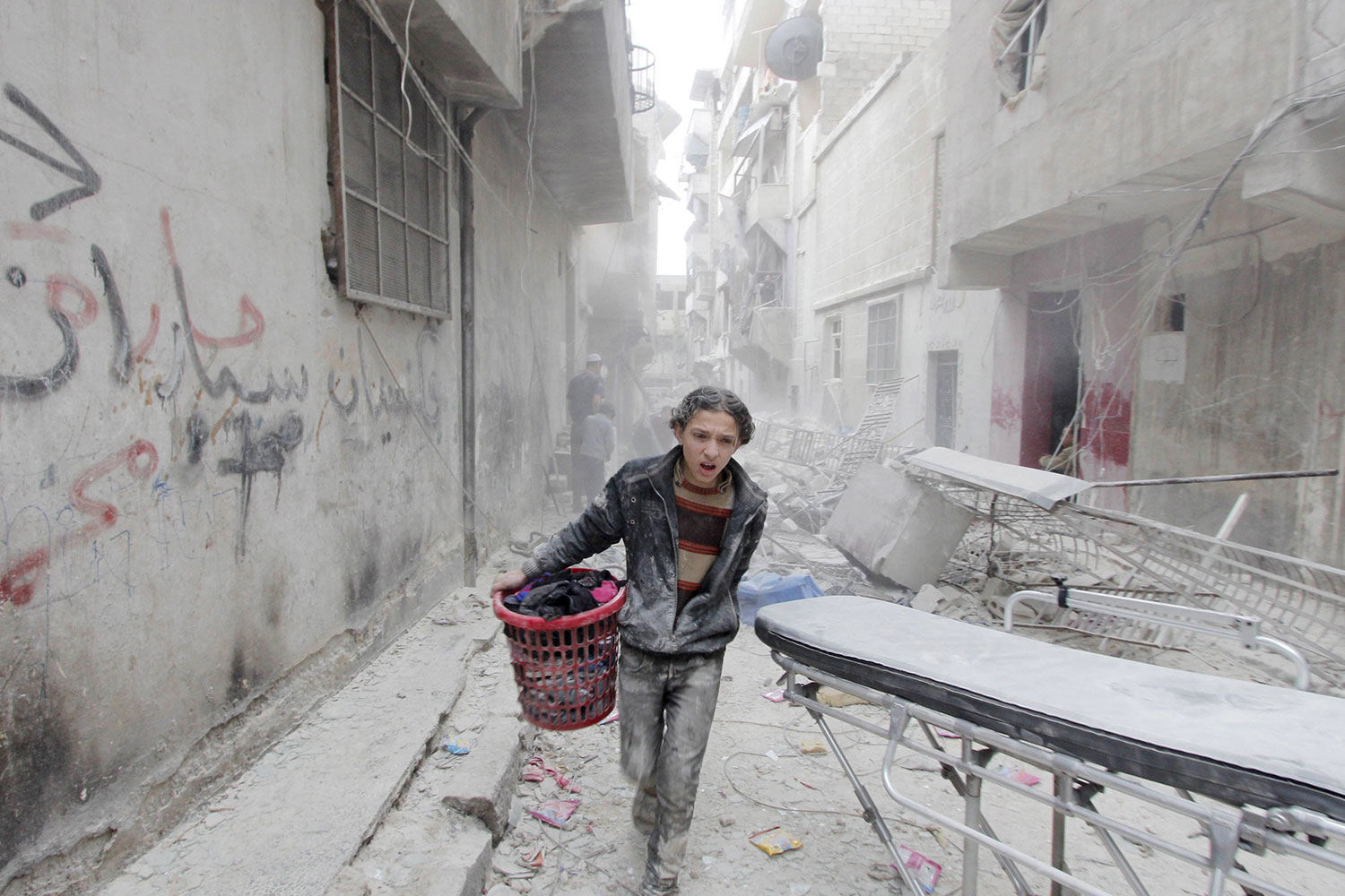 Las bombas caen de nuevo sobre Alepo a pesar de la prórroga de la tregua