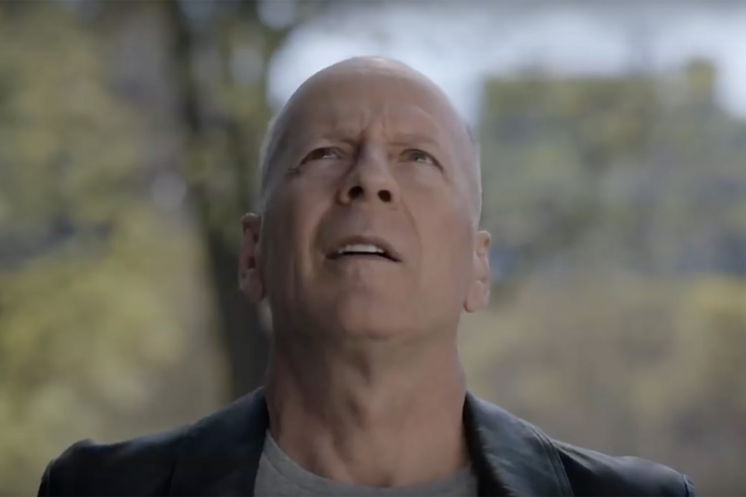El polémico anuncio de Bruce Willis lleno de tópicos sobre España