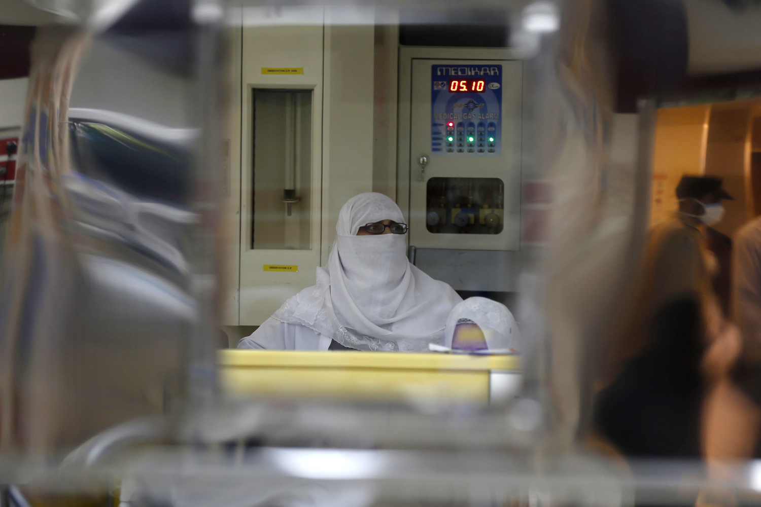 Un hombre en Arabia Saudí dispara al médico que asistió a su mujer embarazada