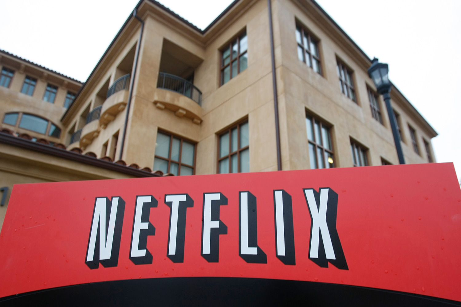 La Unión Europea establece la tasa Netflix