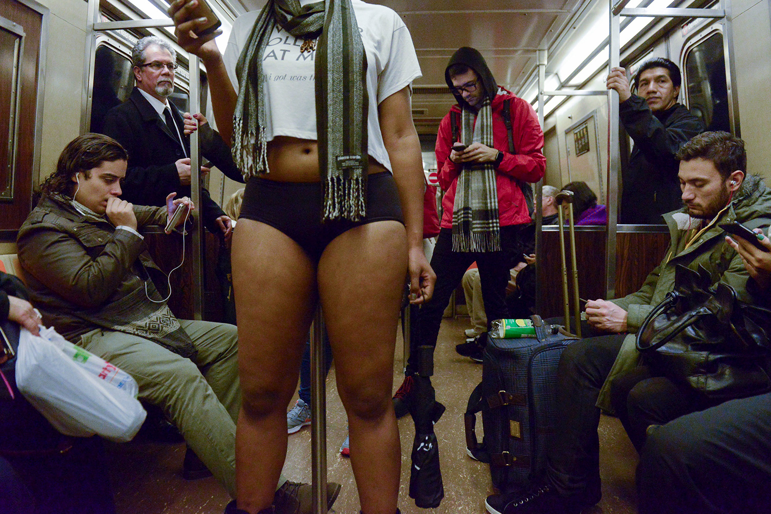 Las pasajeras del metro de Nueva York luchan contra delitos sexuales