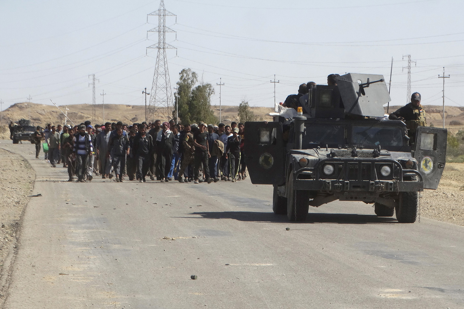 El Ejército iraquí mata a 45 terroristas con el apoyo de milicianos tribales