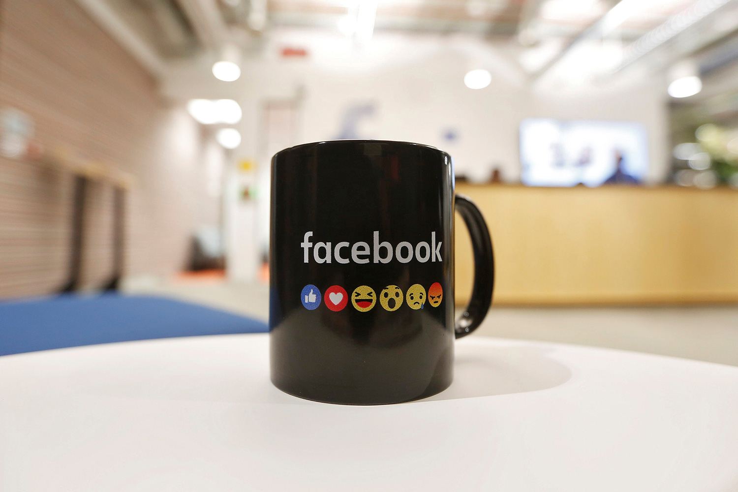 Facebook borrará el 7 de julio imágenes privadas de los usuarios