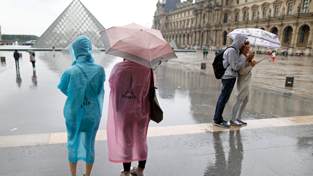 El Louvre cierra para proteger sus obras de las grandes inundaciones