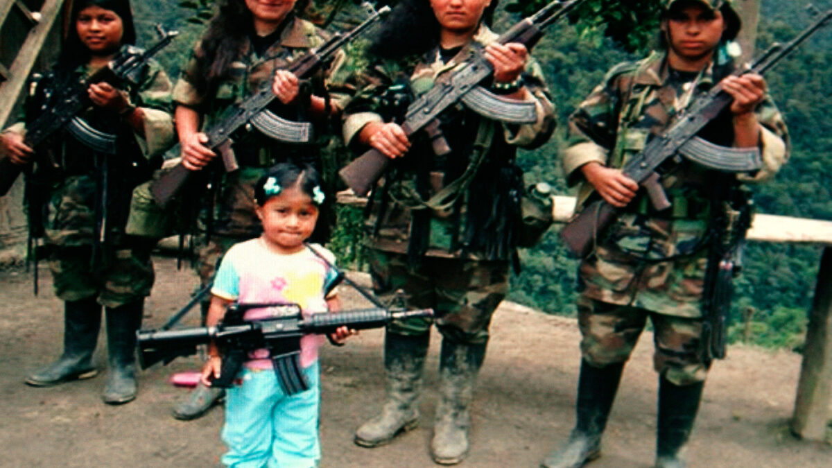 Niños reclutados por la guerrilla colombiana eran entrenados en Venezuela