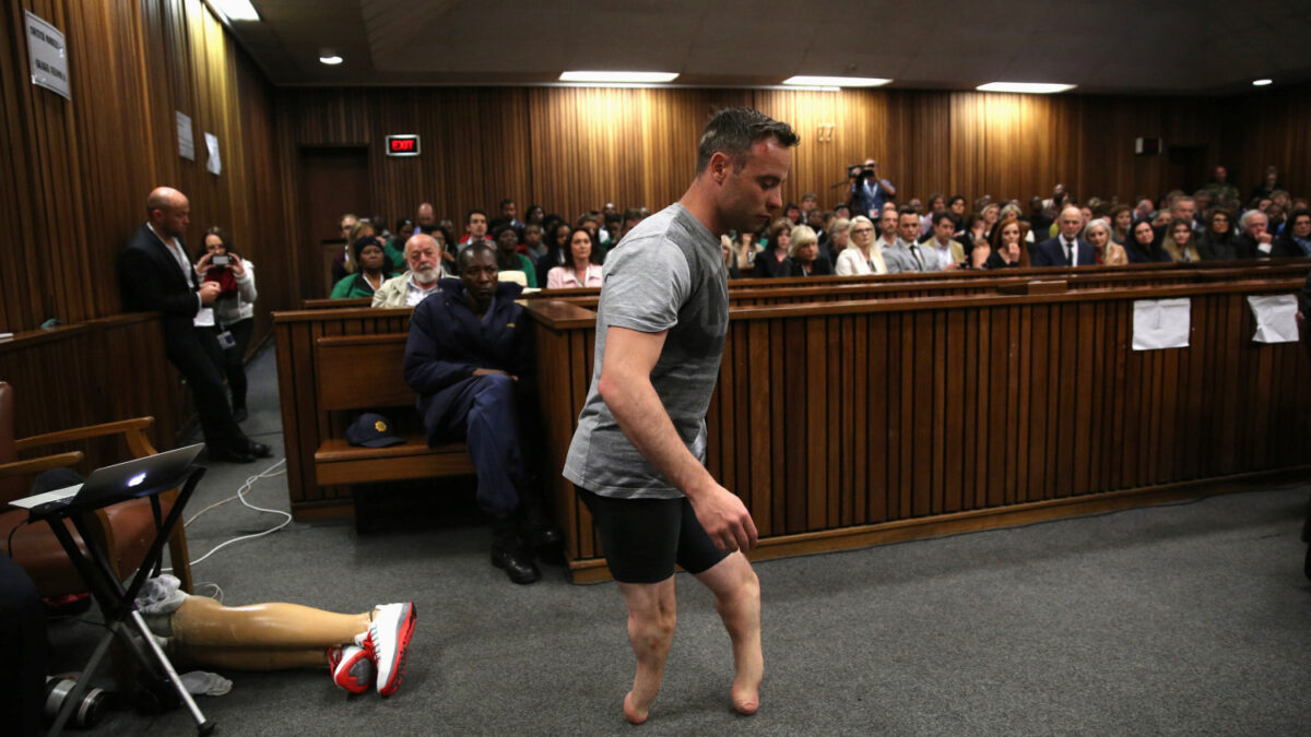 La primera entrevista de Pistorius desde el asesinato de su novia