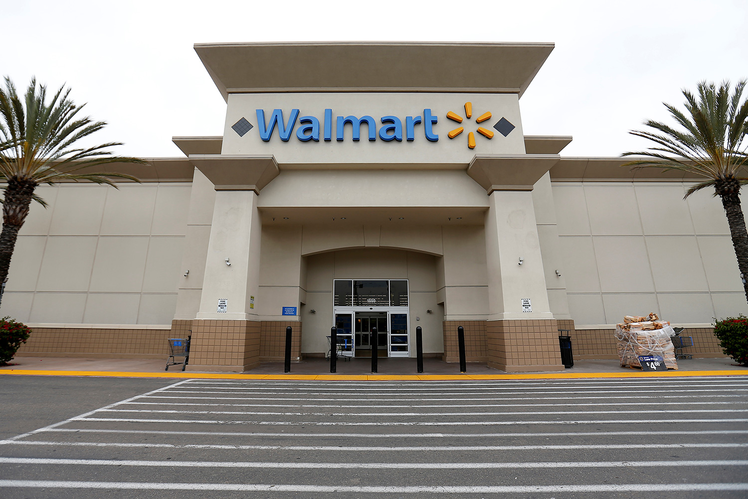 Nuevo tiroteo en un Walmart de Texas sacude a Estados Unidos