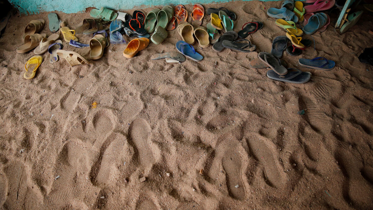 Encuentran 34 refugiados, 20 de ellos niños, muertos en el desierto de Níger