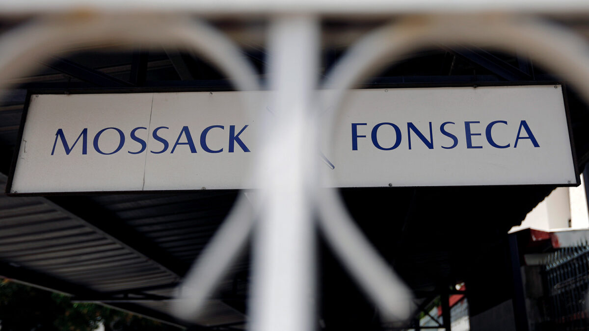 Detienen a un informático de Mossack Fonseca por los Papeles de Panamá