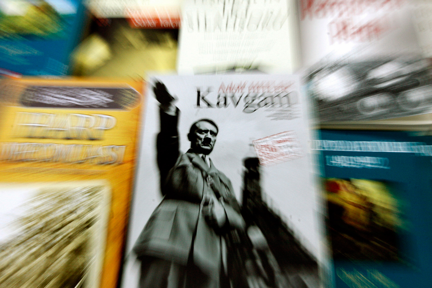 Los supervivientes del Holocausto recibirán los beneficios de las ventas del ‘Mein Kampf’
