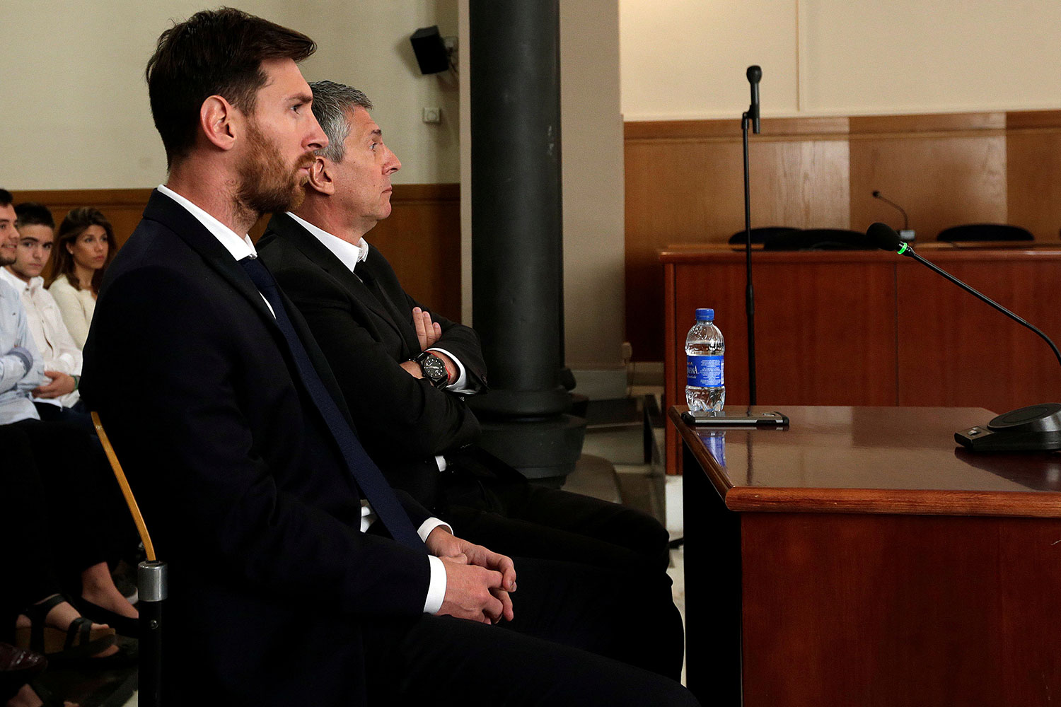 Messi en el banquillo de los acusados: "Me fié de mi papá"