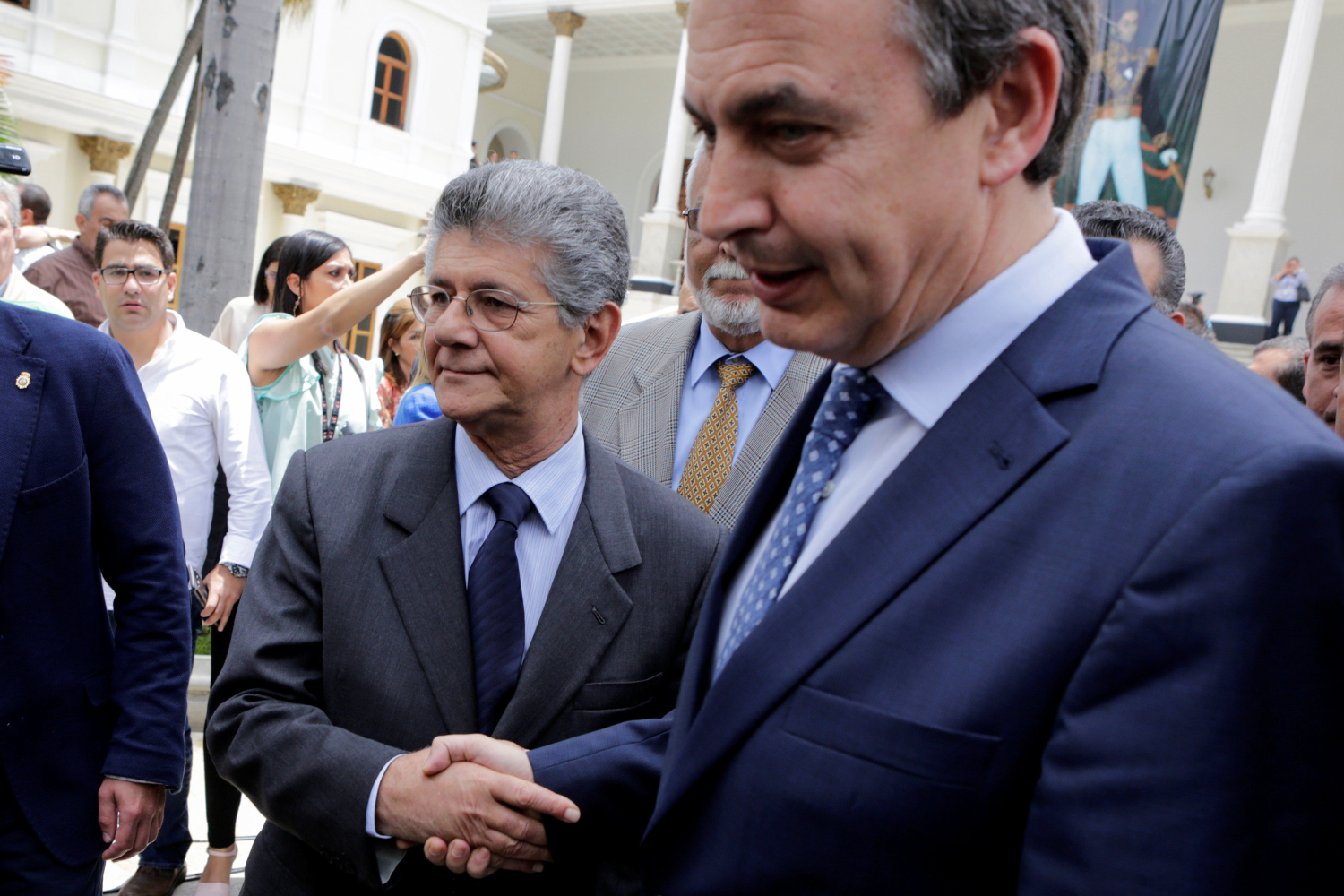 Lilian Tintori desmiente que Zapatero ofreciera a López la libertad a cambio de parar el revocatorio