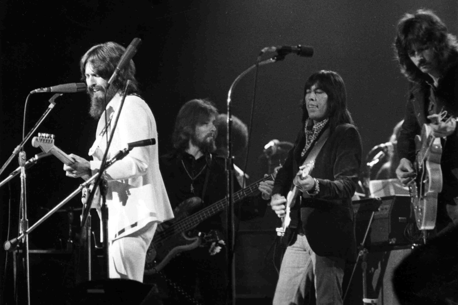Clapton tocó en 1971 en el mítico concierto por Bangladesh, organizado por George Harrison (Foto AP)