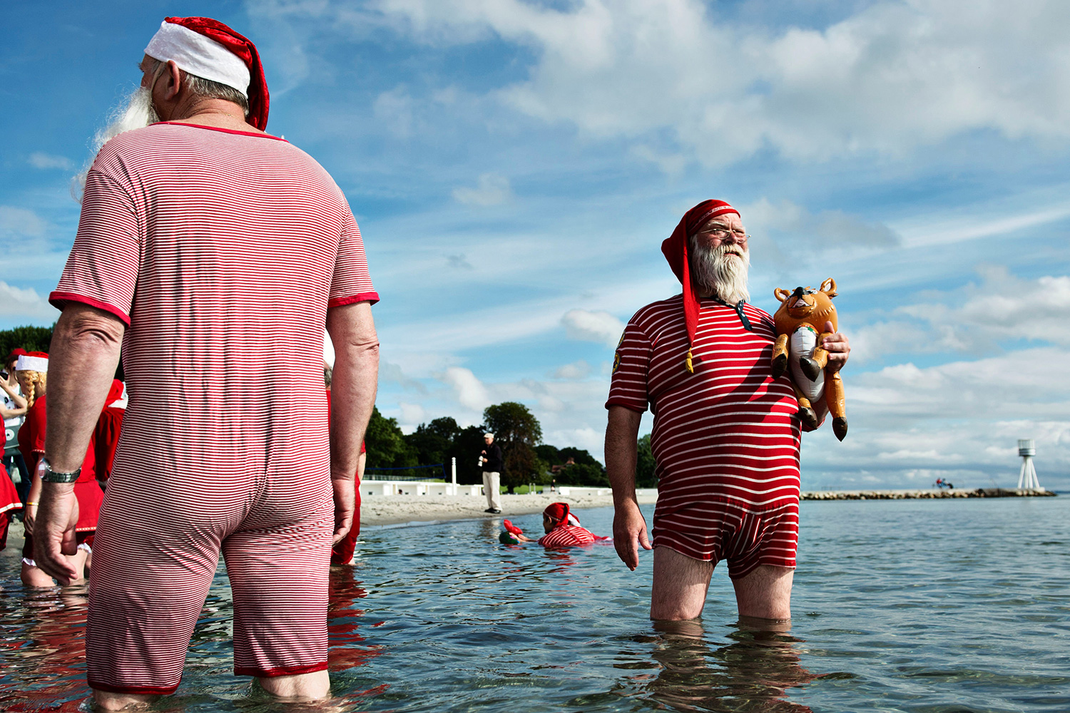 Miles de Santa Claus se dan cita en su propio congreso mundial en Copenhague