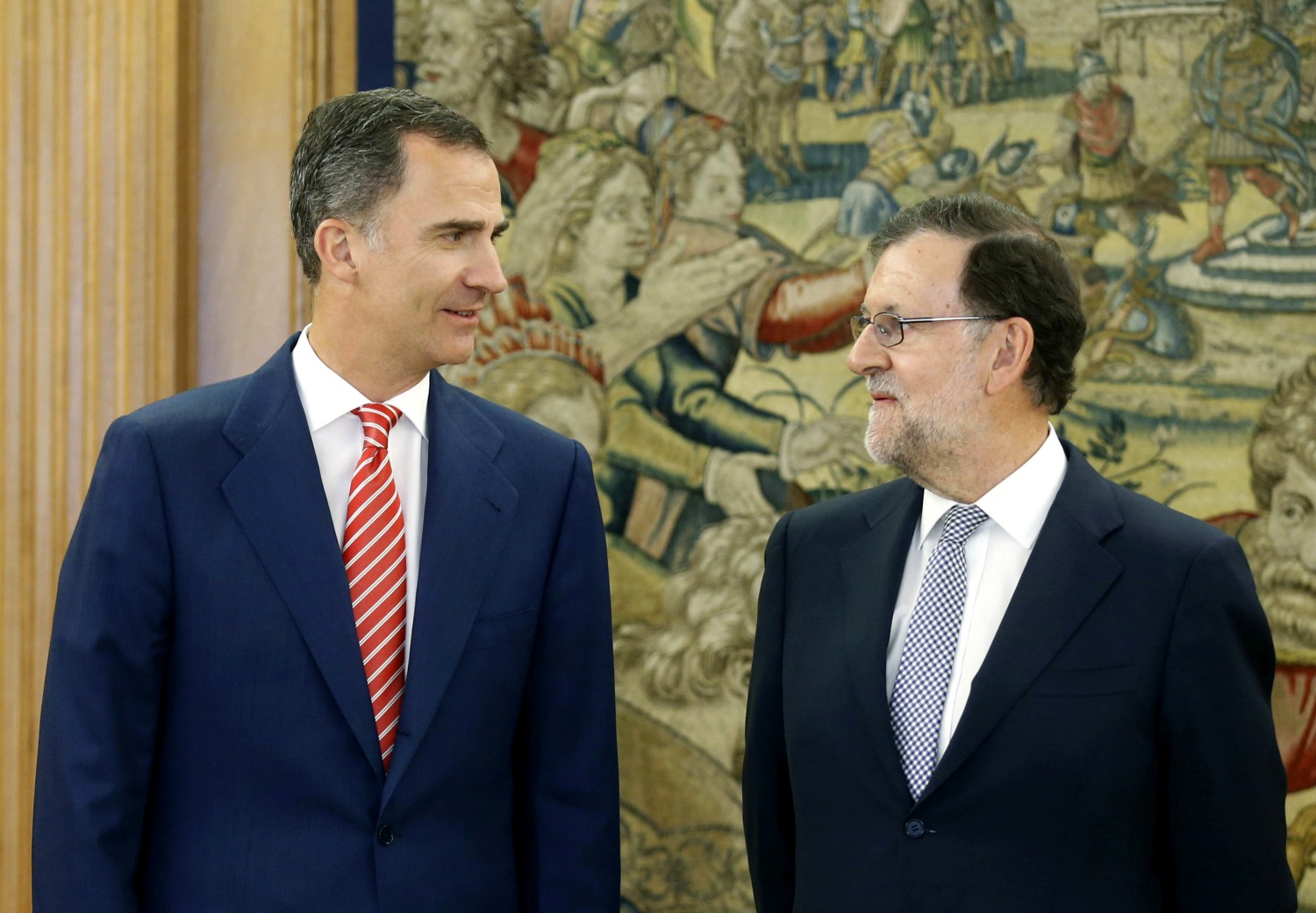 Mariano Rajoy acepta el encargo del rey de presentarse a la investidura