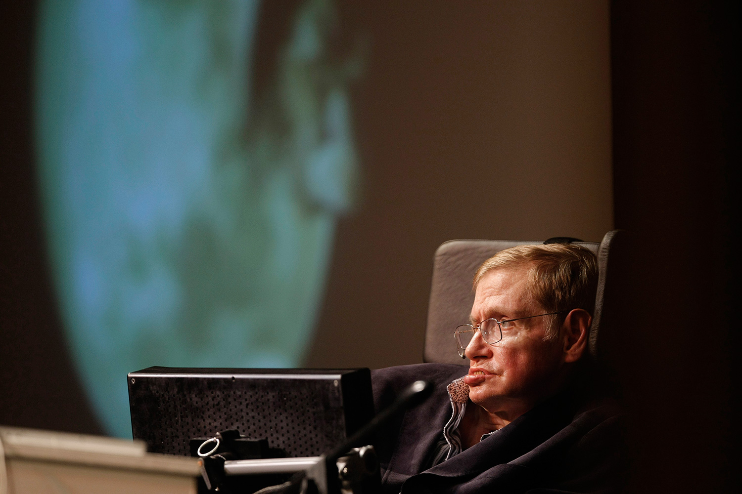 Una mujer que amenazaba de muerte a Stephen Hawking ha sido detenida en Tenerife