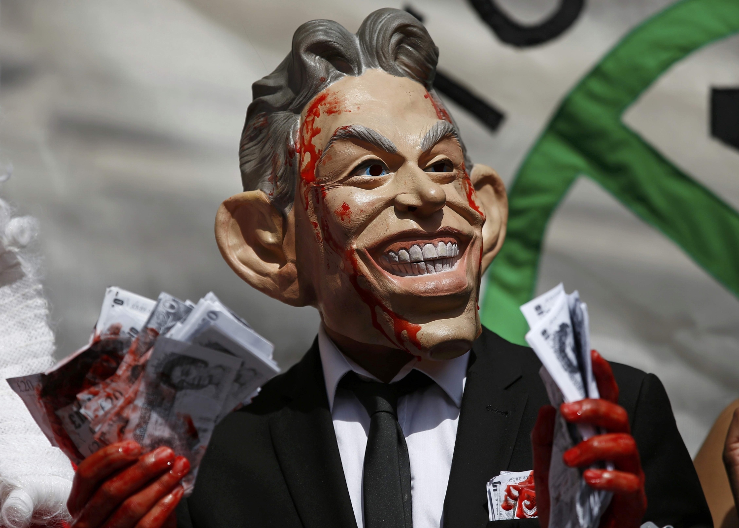 Tony Blair decidió invadir Irak sin agotar todas las opciones pacíficas