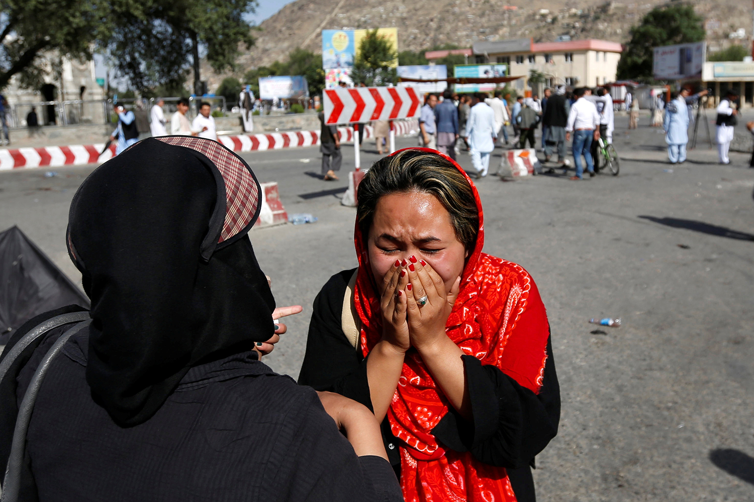 80 muertos y más de 200 heridos en un atentado suicida contra una manifestación en Kabul