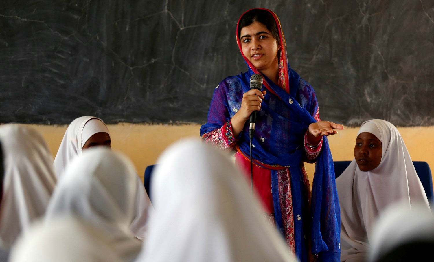 Malala celebra su 19 cumpleaños con los refugiados del mayor campamento del mundo