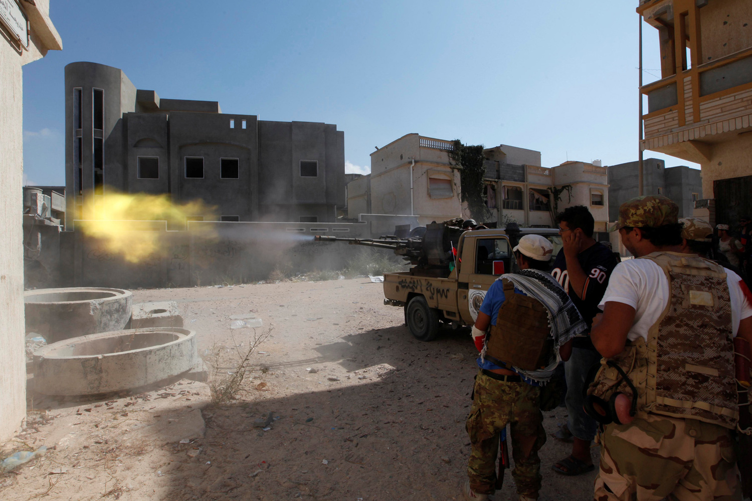Mueren unos 30 milicianos en el asalto final contra ISIS en Sirte
