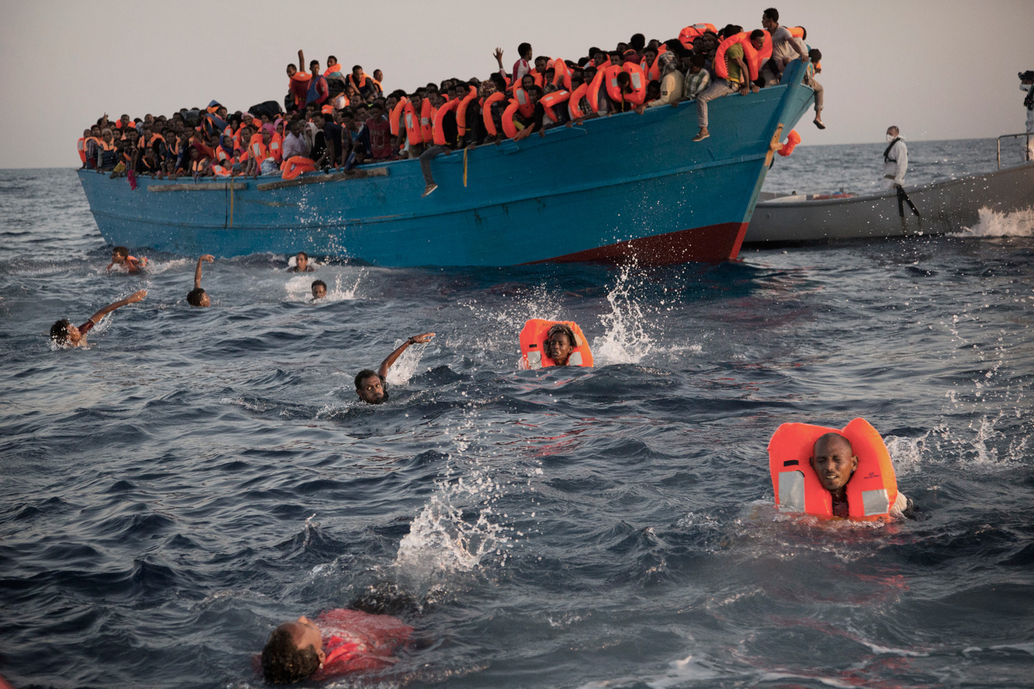 Rescatan a 6.500 inmigrantes en aguas del Mediterráneo
