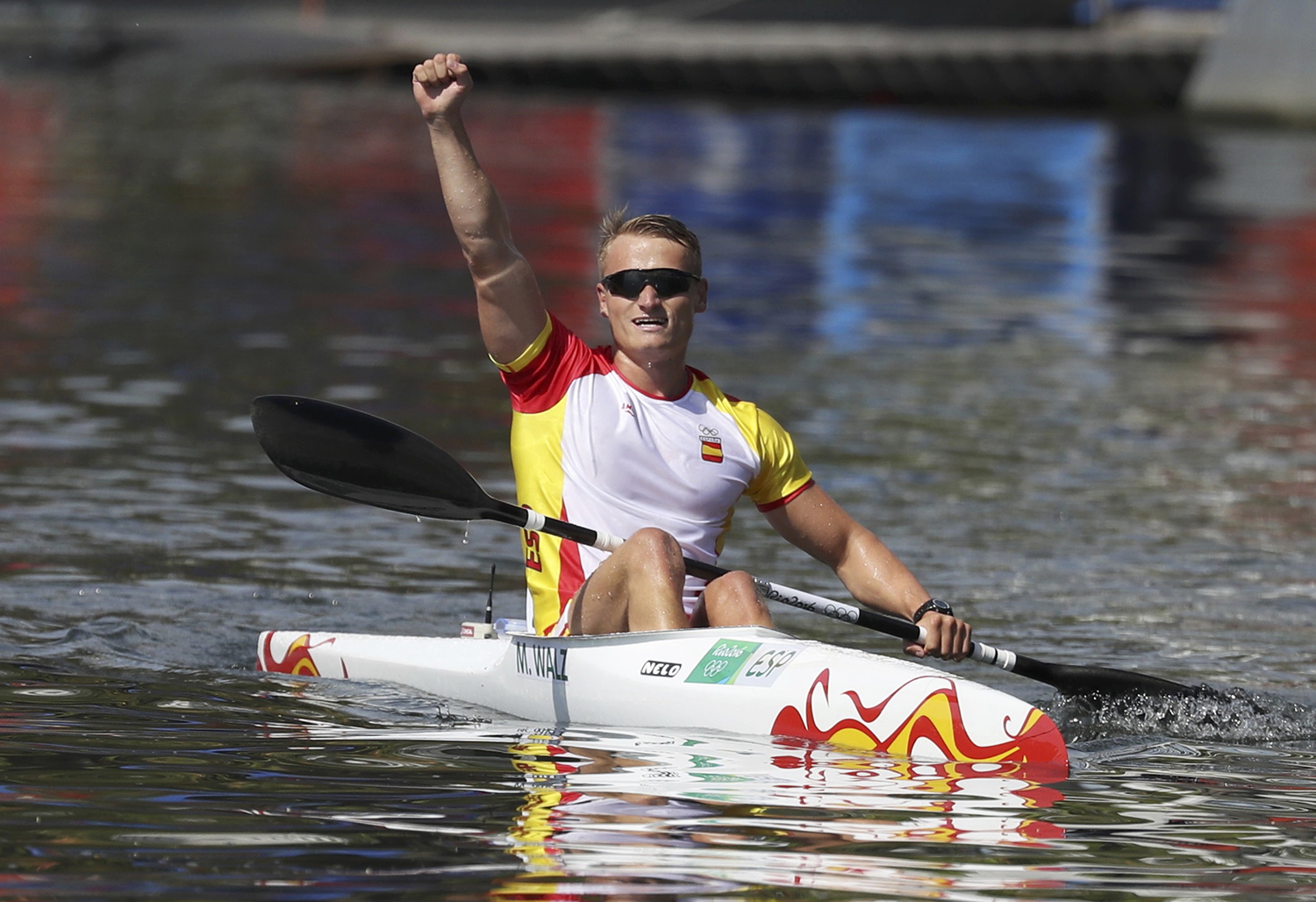 España logra la sexta medalla con el oro de Marcus Cooper en K1-1000