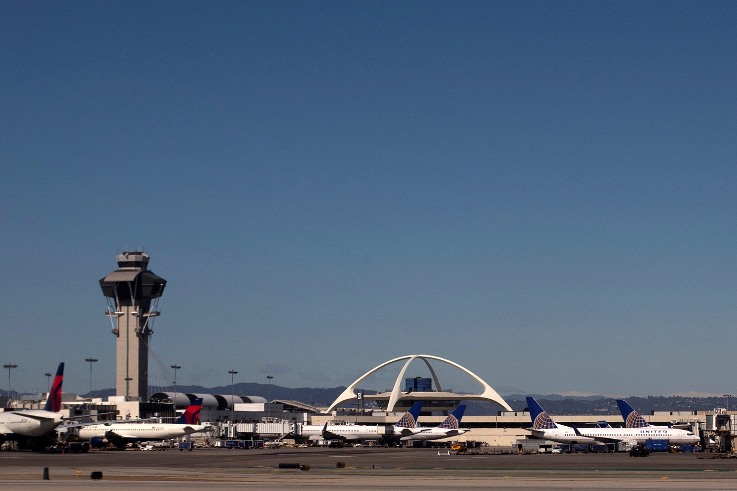 Evacuado el Aeropuerto Internacional de Los Ángeles por una falsa alarma
